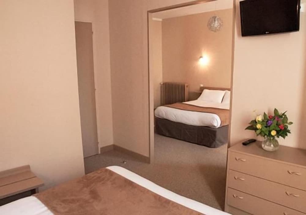 Hotel Des Pyrenees 5/37