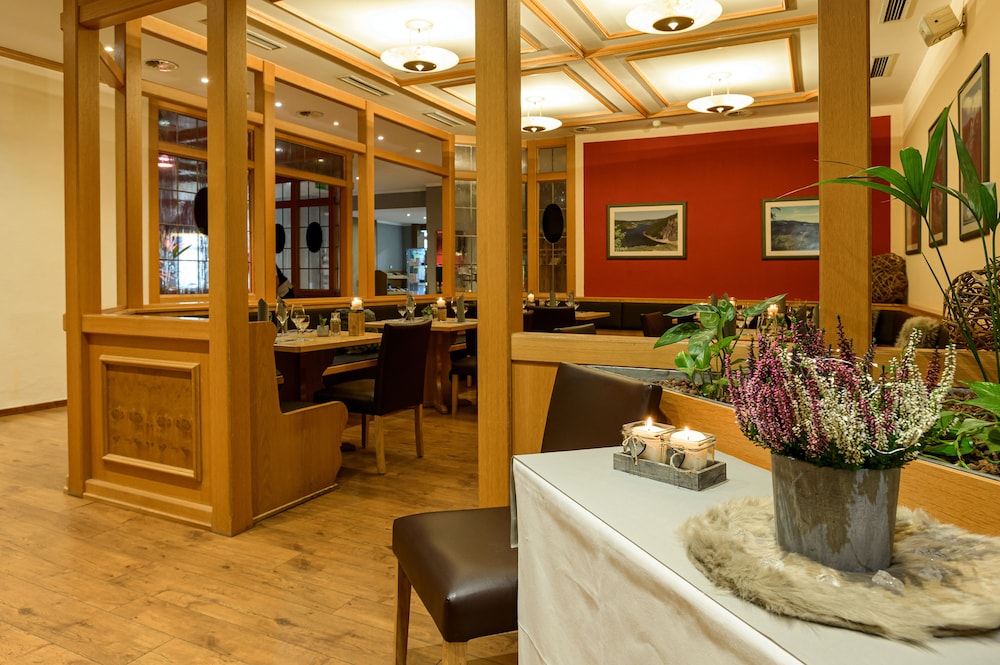 Waldhotel Berghof 30/46