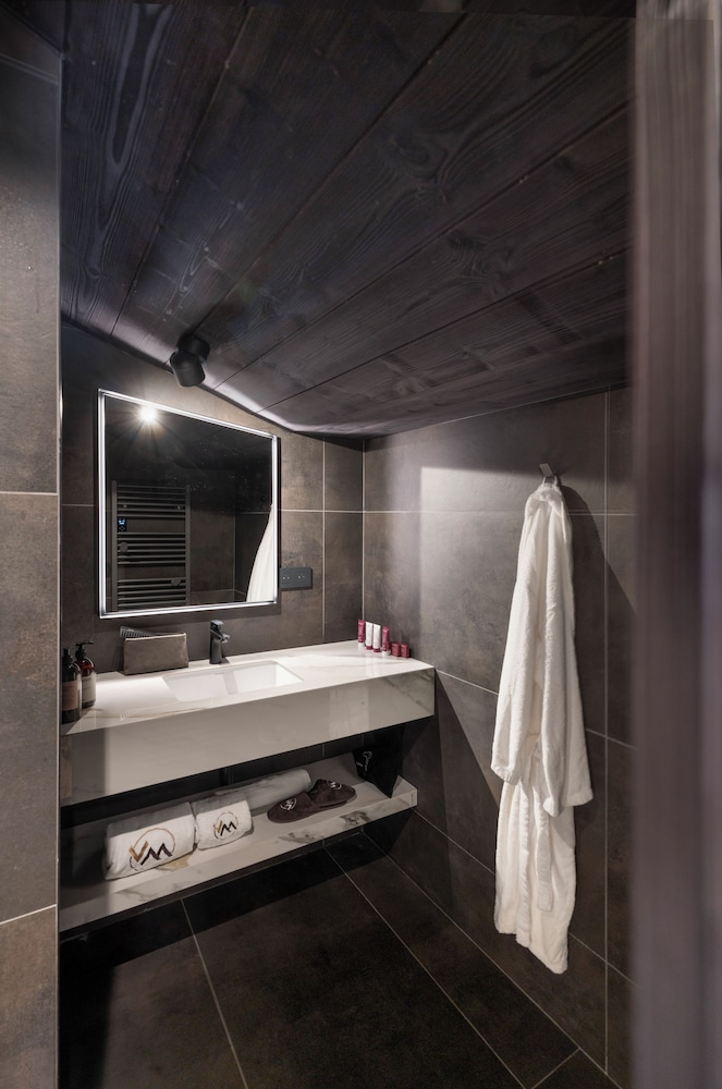 شقة فاخرة بأربعة أسرّة وسريرين كوين بـ4 غرف نوم، Chalet Skadi By Village Montana 6/7