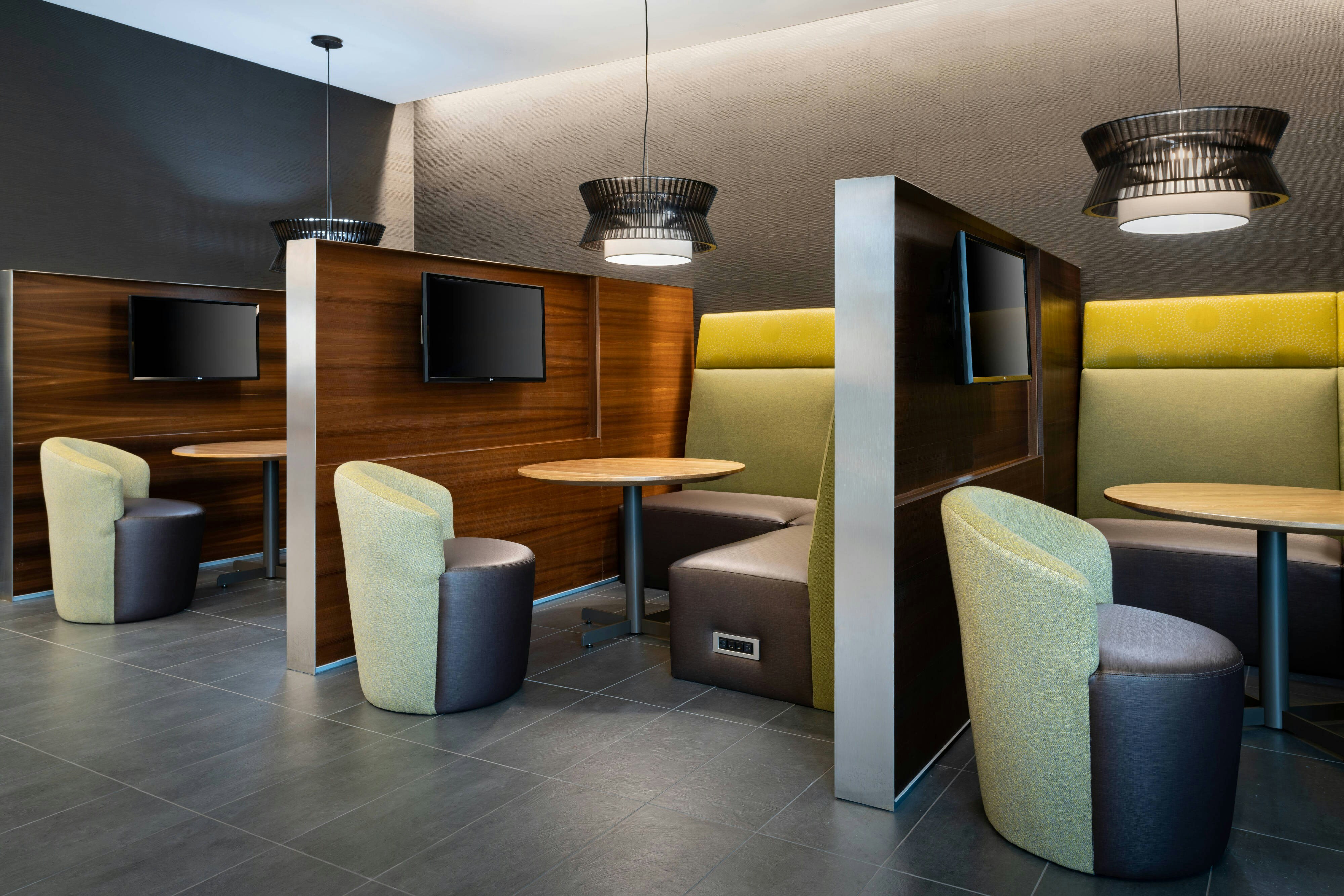 Courtyard by Marriott Port St. Lucie Tradition 10/10