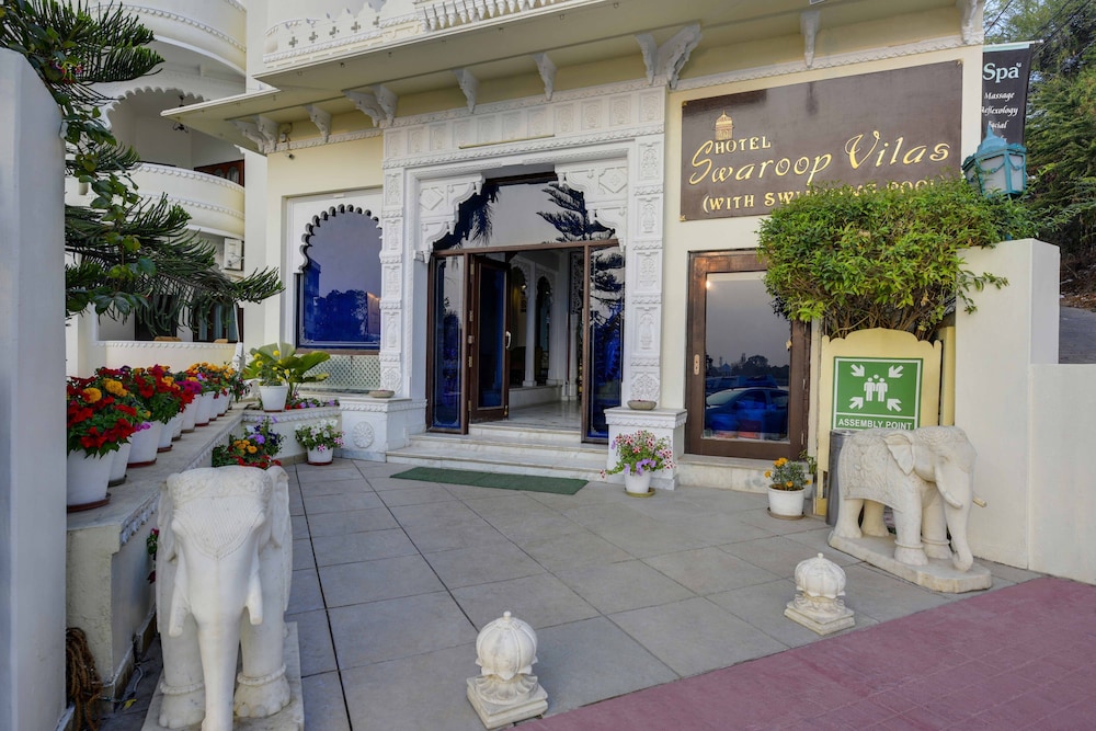 Hotel Swaroop Vilas 42/49
