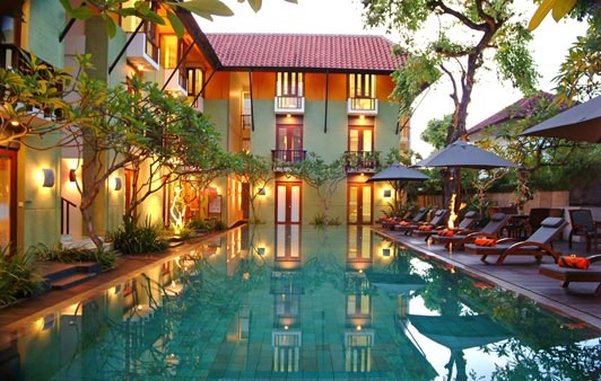 HARRIS Hotel Kuta Tuban 8/8