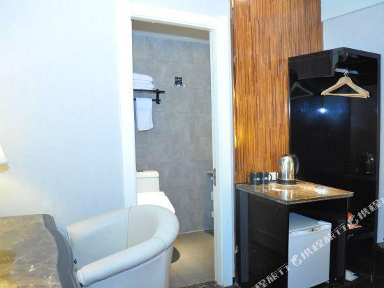 M.S Meisu Mansion Hotel 25/27