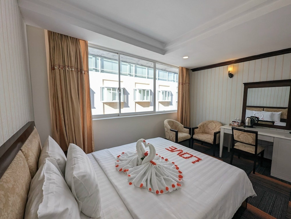 Dong Kinh Hotel 18/49