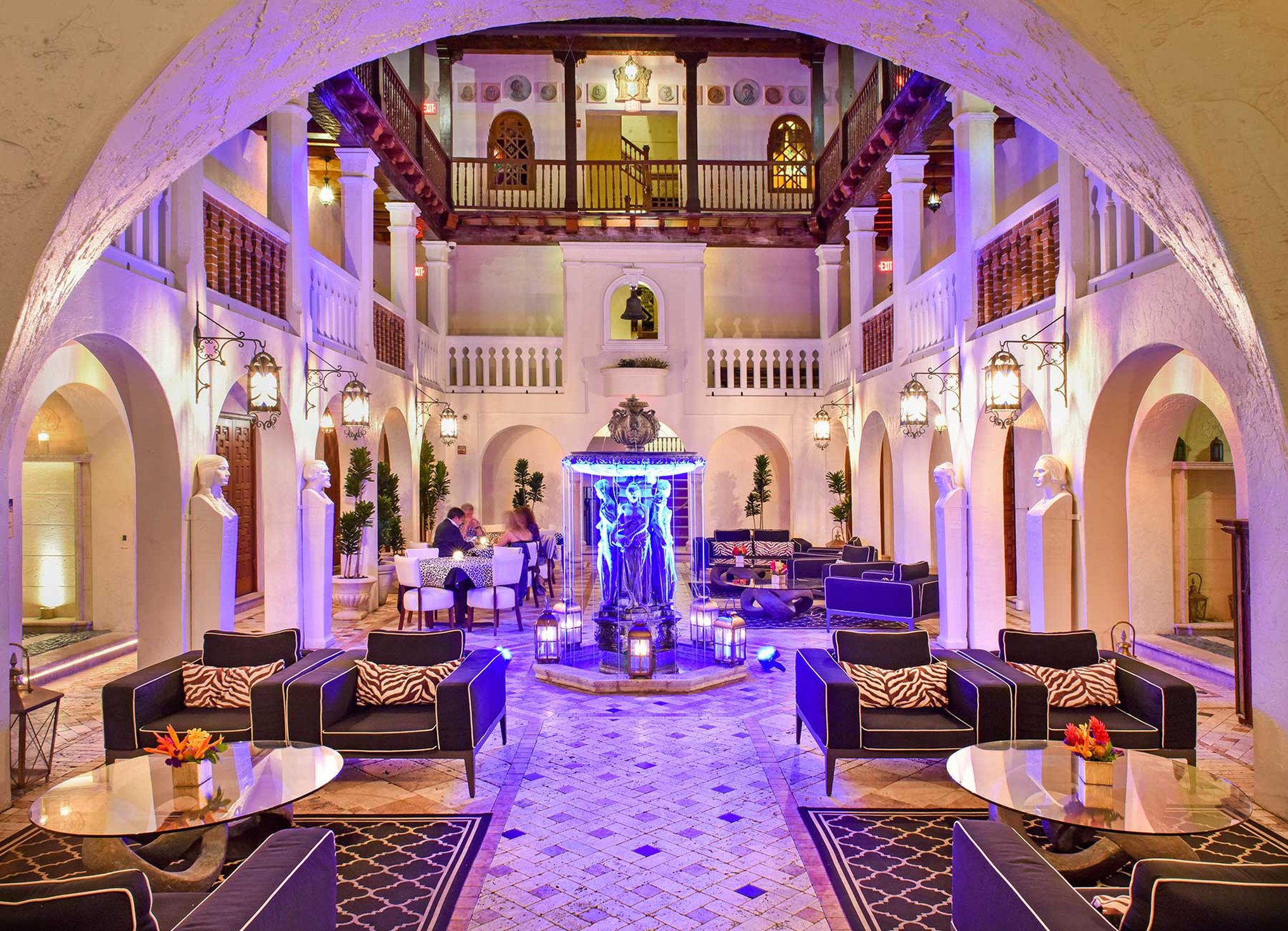 THE VILLA CASA CASUARINA 60/61