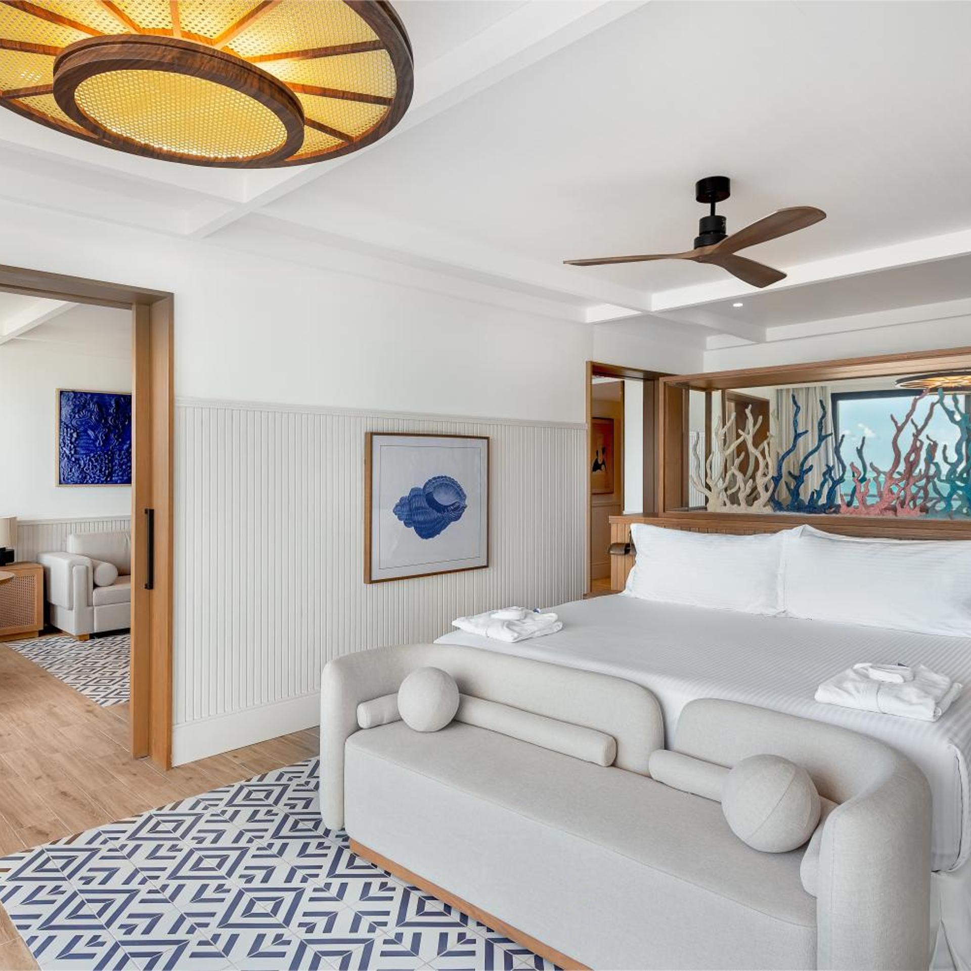 Master, Privilege, Suite, King Bed, Ocean Front