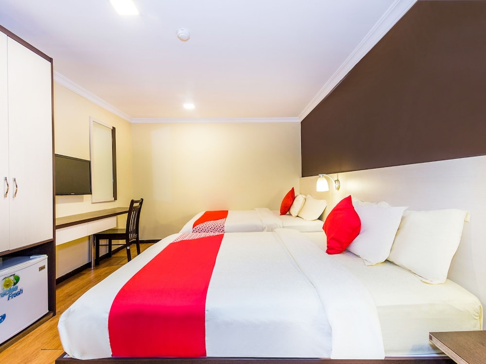 OYO 431 Hotel De Grand Orchard 7/20