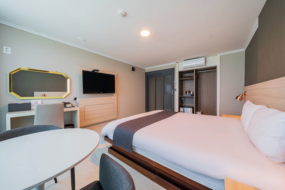 Gyeongpo Soo Hotel 27/68