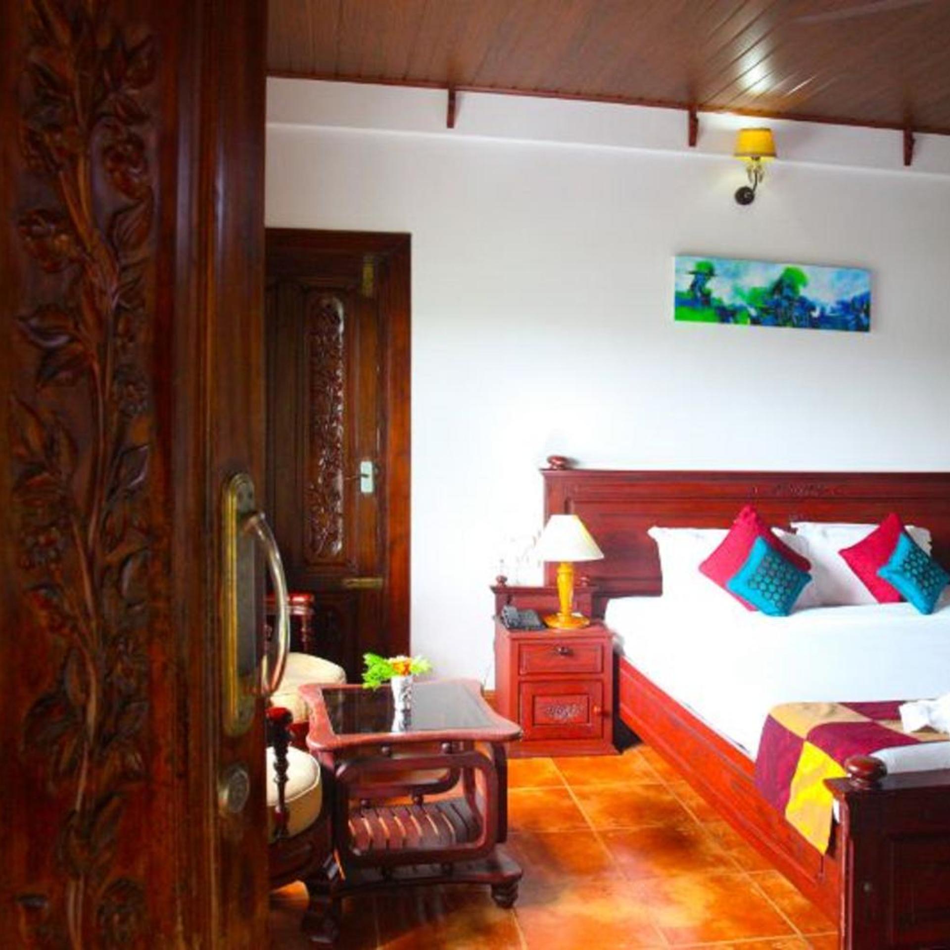 KALATHIL LAKE RESORT 25/55