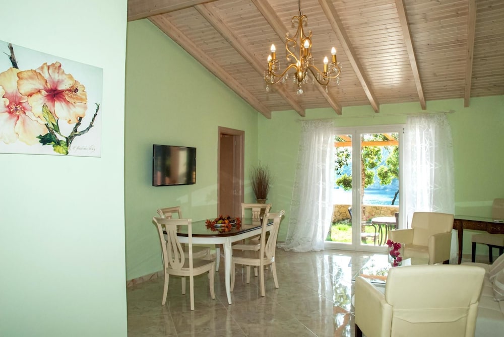 Blue Princess Beach Resort 59/70