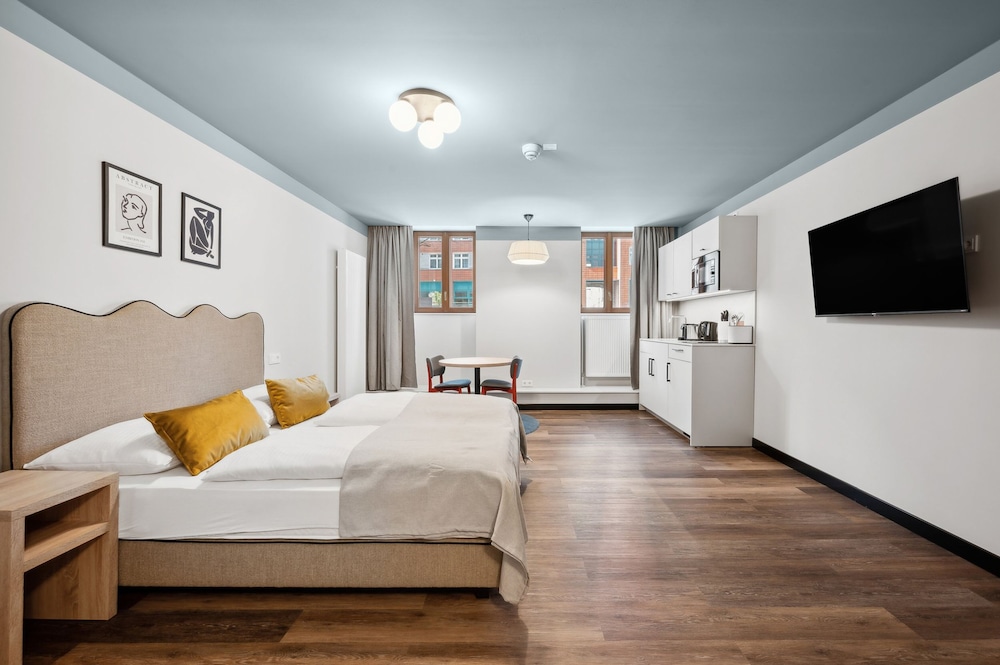 COMFORT, BASEMENT
