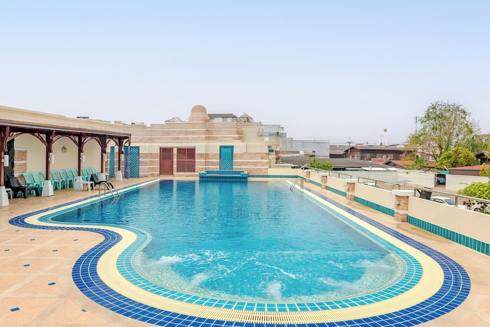 Dhevaraj Hotel 36/62