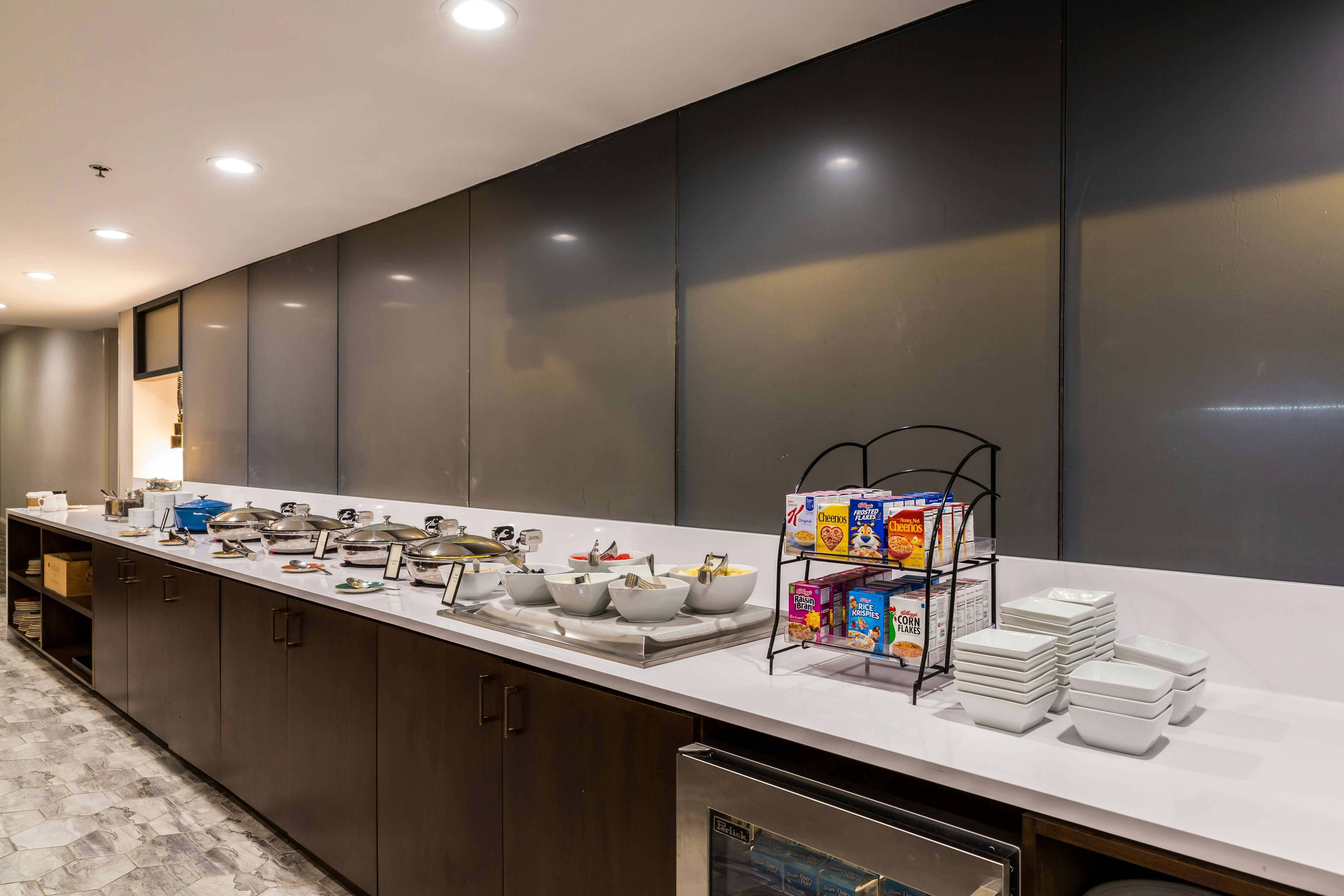 Hilton Chicago/Oak Lawn 74/76