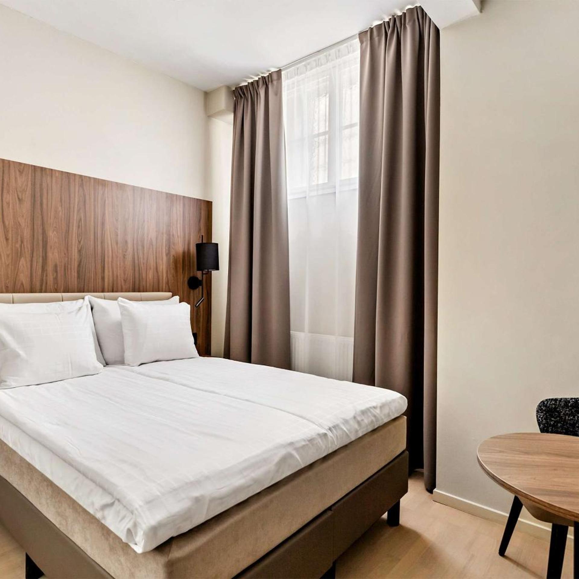Economy, Double Bed, No Window