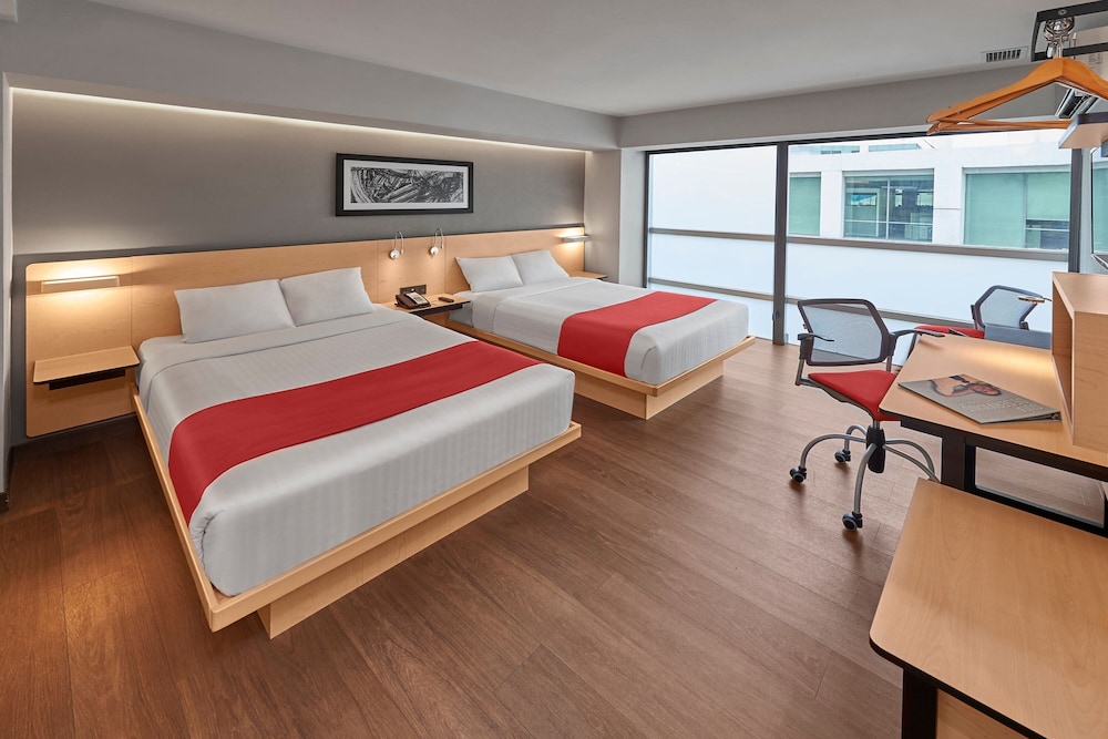 1 Bedroom, Suite, King Bed, Sofa