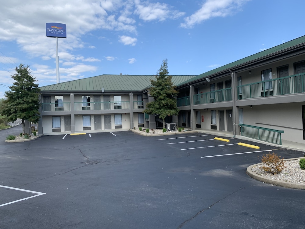 Baymont by Wyndham Cave City 3/25