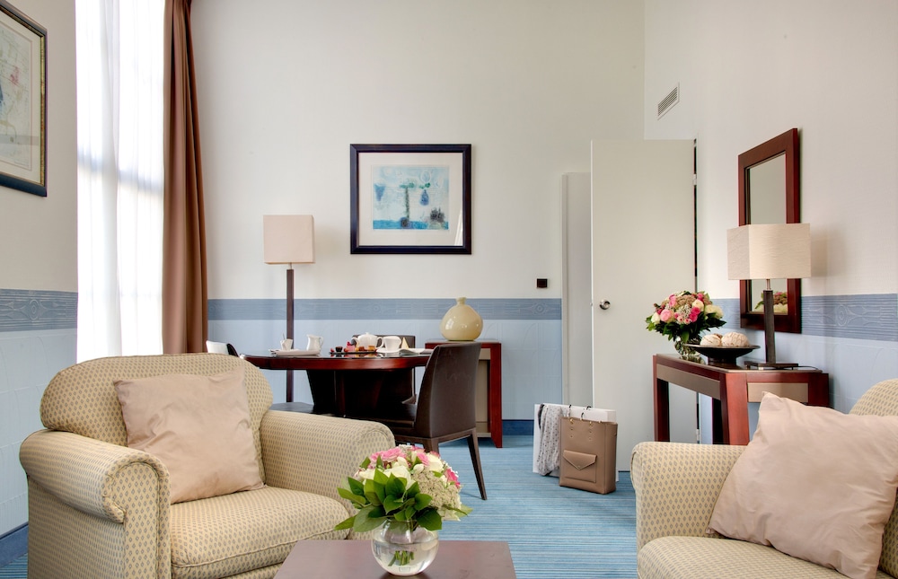 Hotel Couvent des Minimes Lille 47/71
