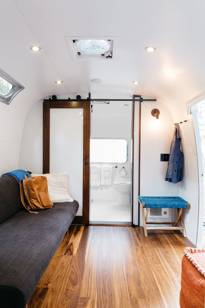 AutoCamp Russian River 17/52