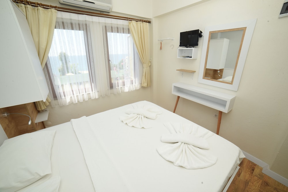 Limonata Butik Otel Assos 15/49