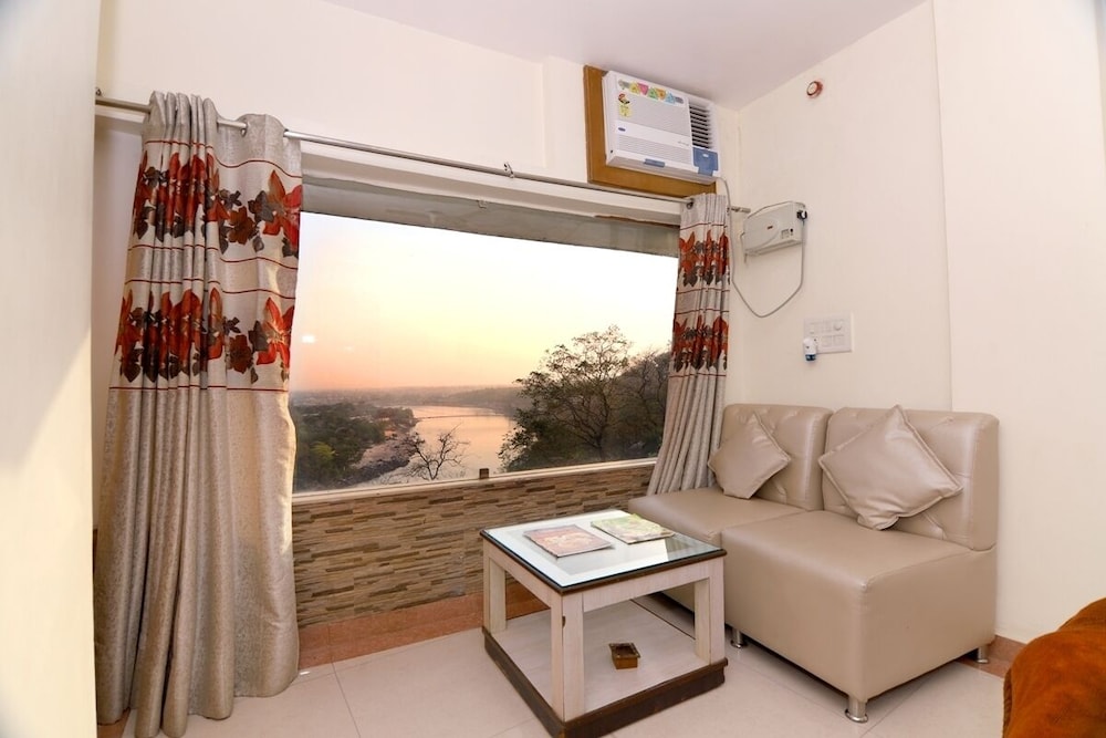 Hotel Ganesha Inn 26/50