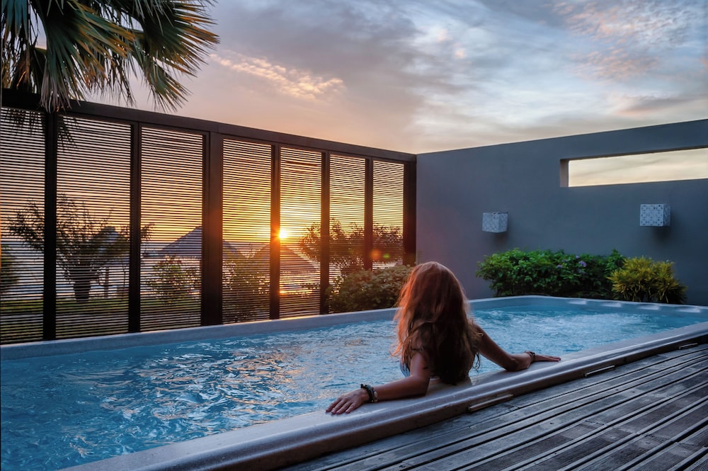 Palm Beach Resort Spa 67/90