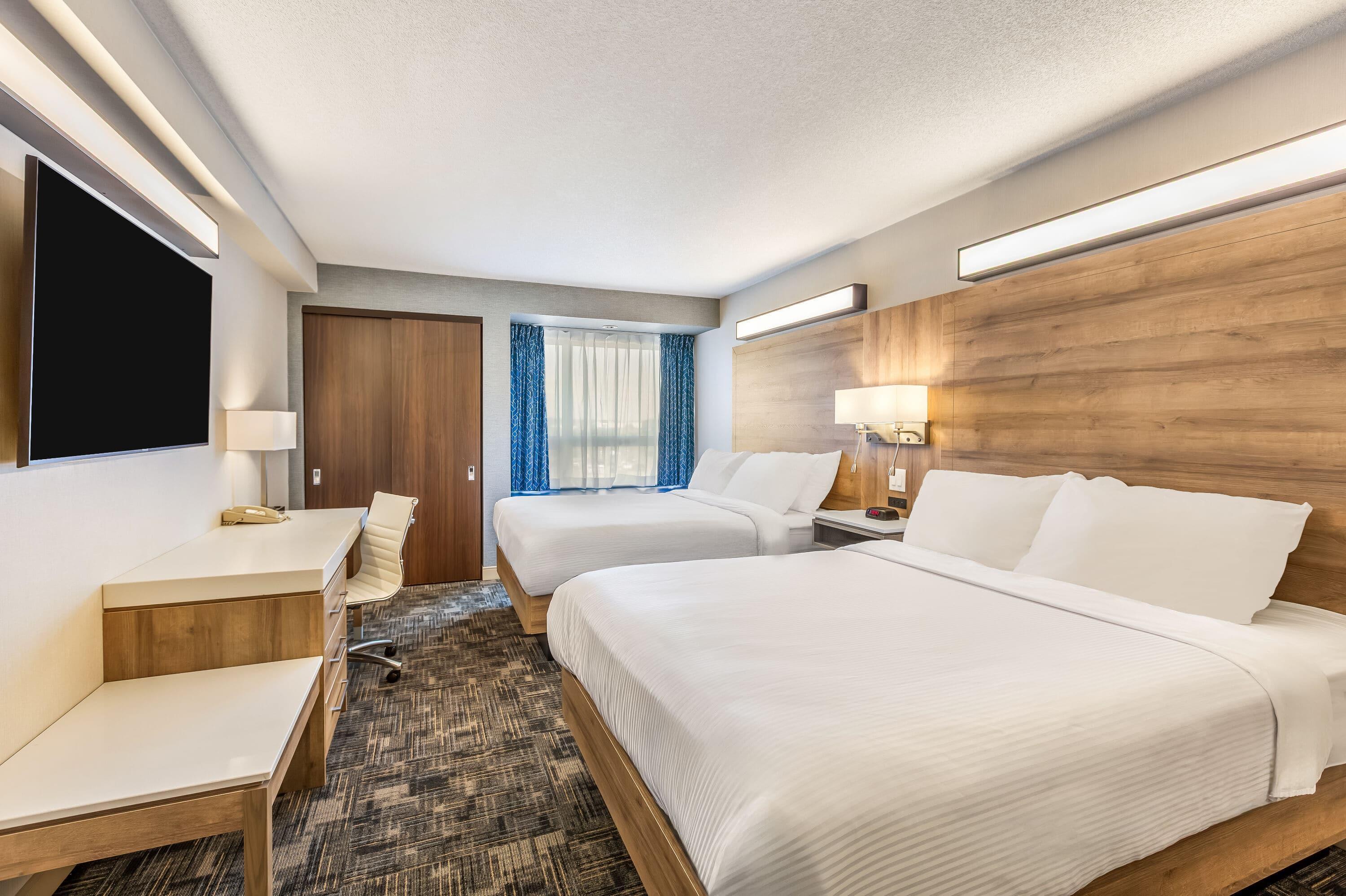Deluxe, 2 Queen Beds, Microtel Inn Suites By Wyndham Timmins 4/10