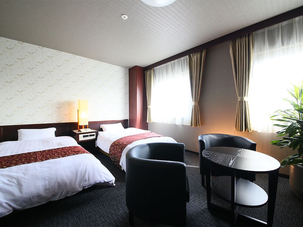 Hotel Anesis Seto Ohashi (ex. Hotel Sunroute Setoohashi) 8/18