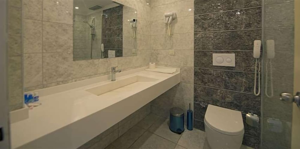 Ada Newday Resort Hotel & Spa 50/50