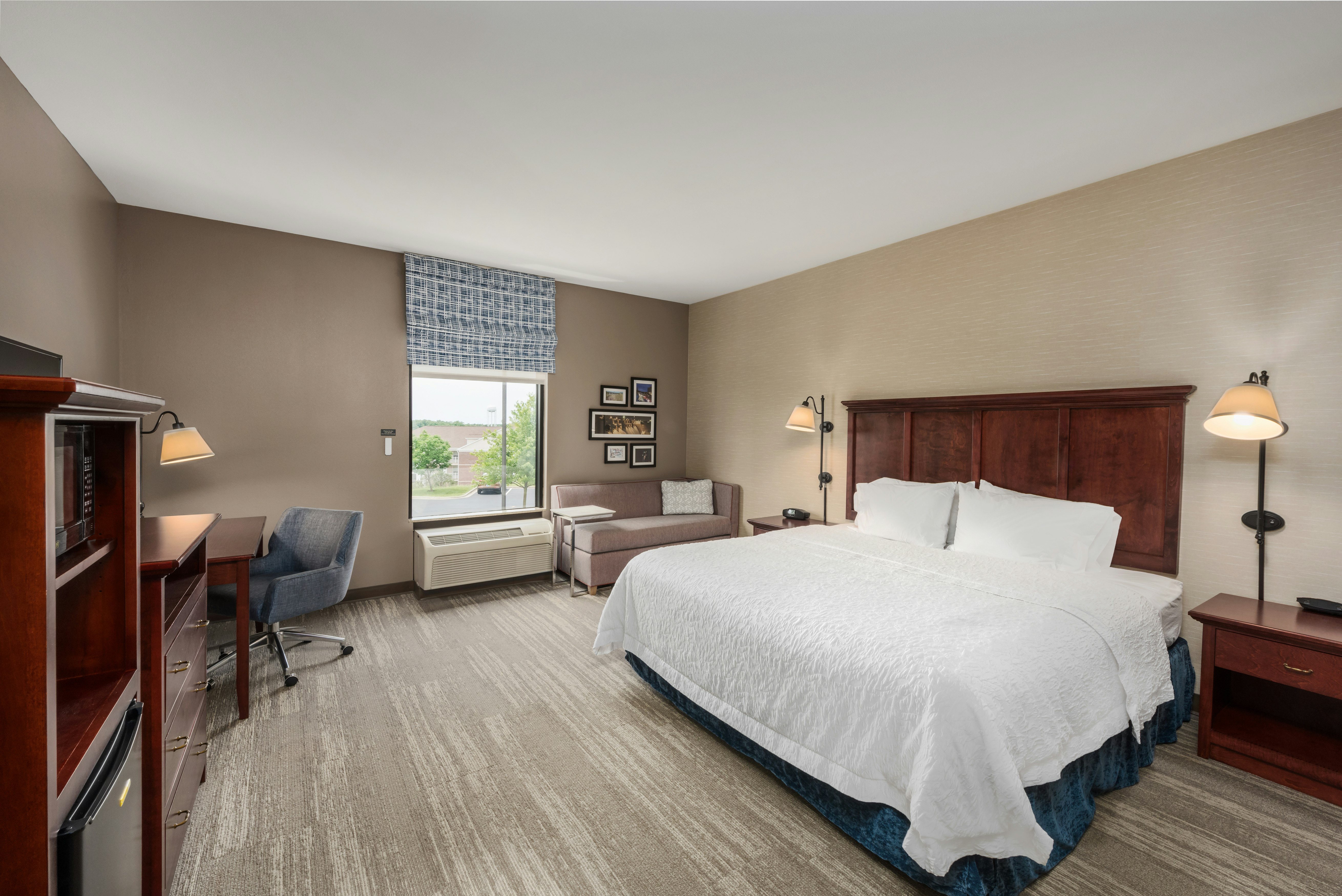 ROOM, KING BED, ACCESSIBLE