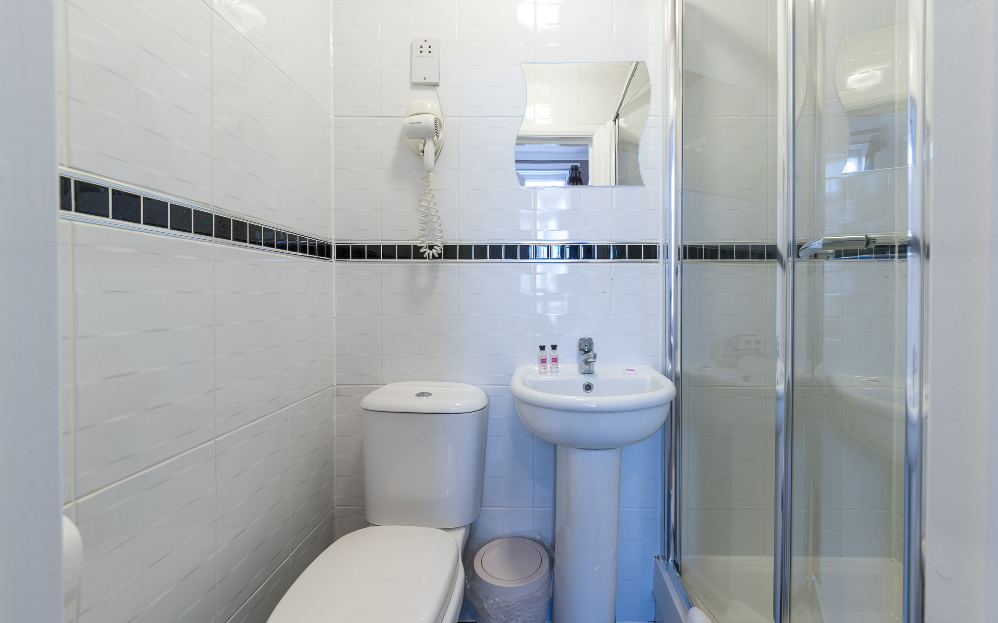Saba Hotel London 42/45