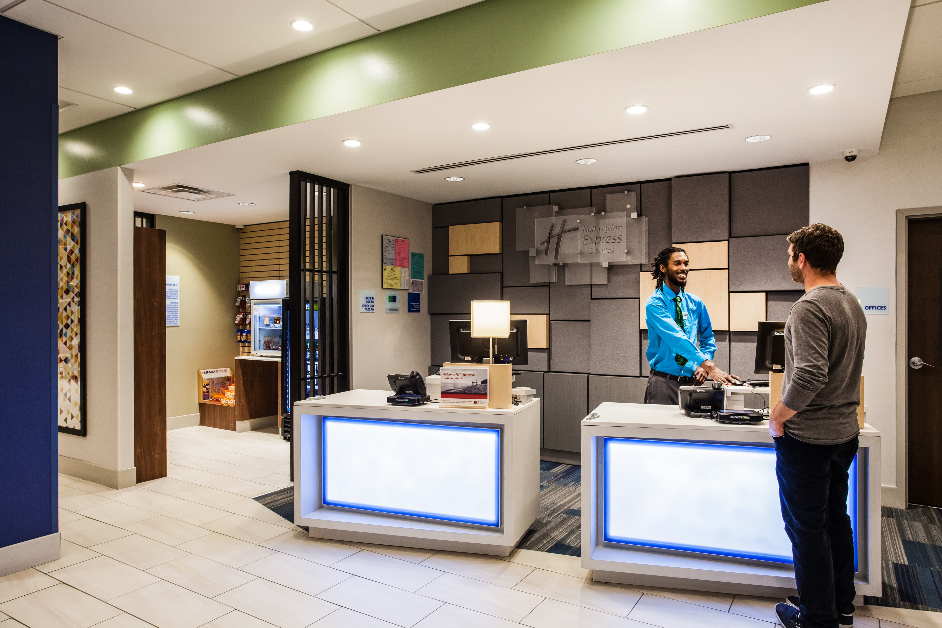 Holiday Inn Express Suites Lexington Park California 7/54