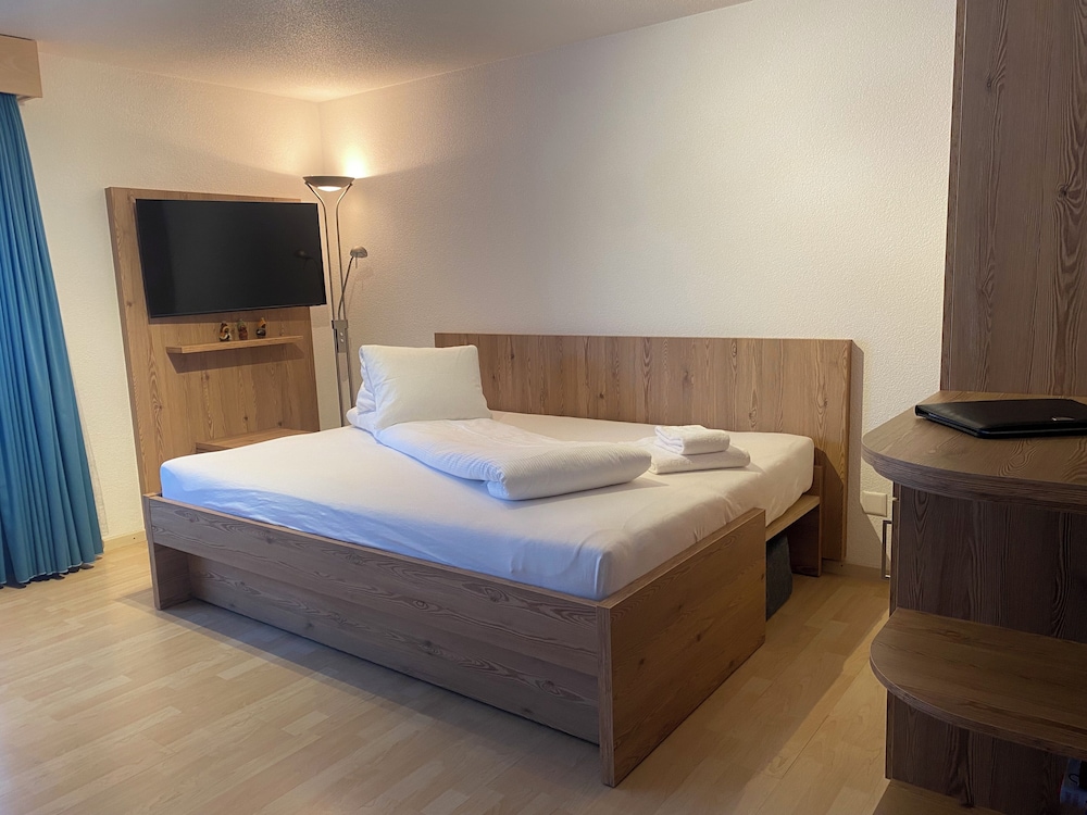 Comfort, Apartment, Murphy Bed, Queen Bed