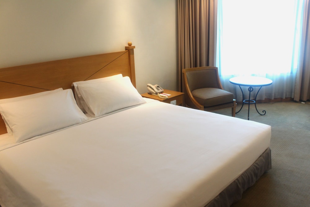 The Heritage Hotel Manila 42/100