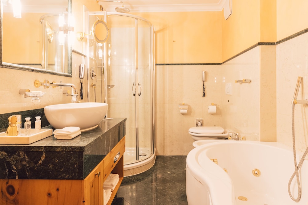 Alpenpalace Luxury Hideaway & Spa Retreat 46/50