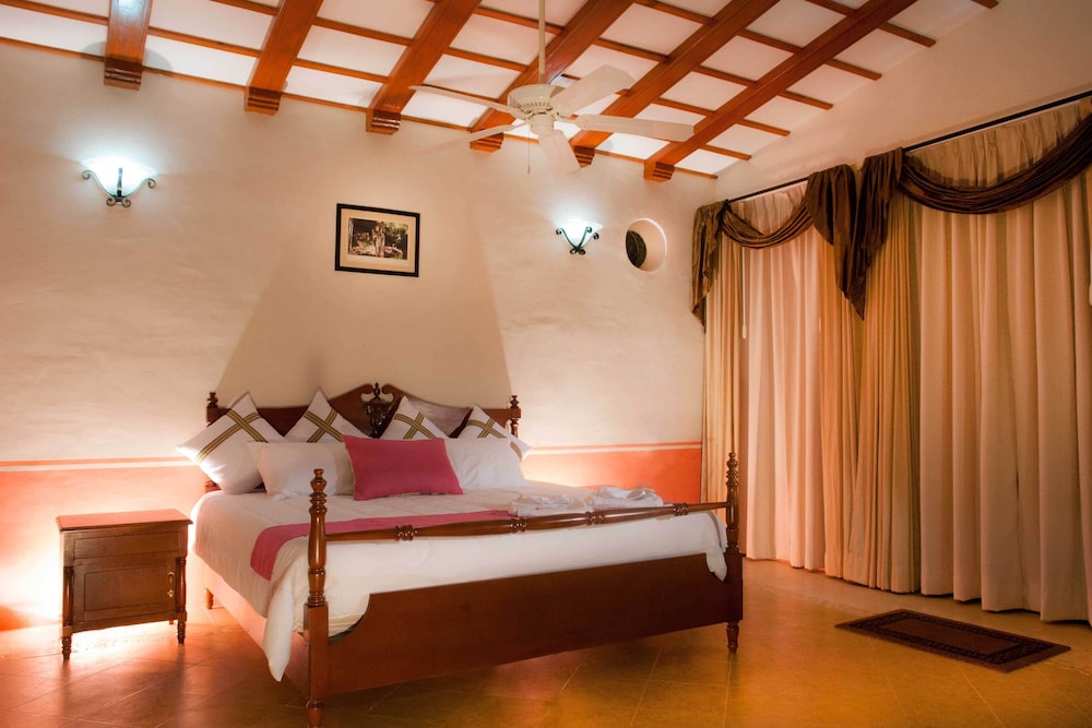 HACIENDA NOC-AC HOTEL & SPA 15/50