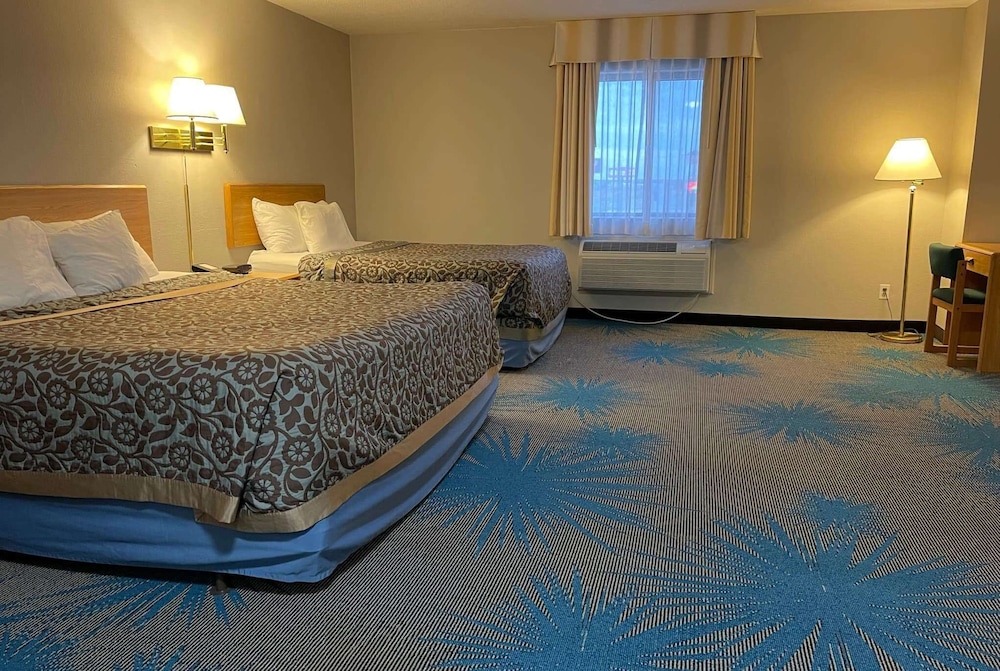 Days Inn by Wyndham Colby 21/32
