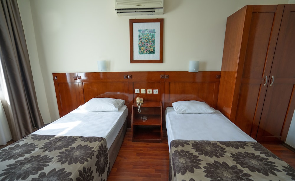 Nazar Beach City & Resort Hotel 11/32