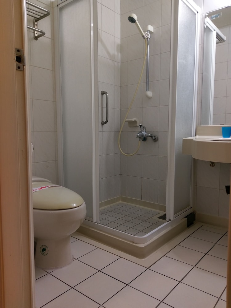 85 Cape Suites 73/74