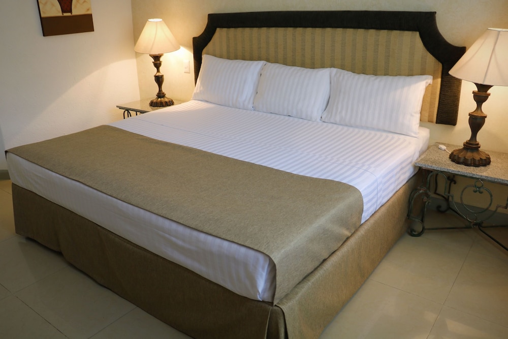 Hotel Zar Colima 18/48