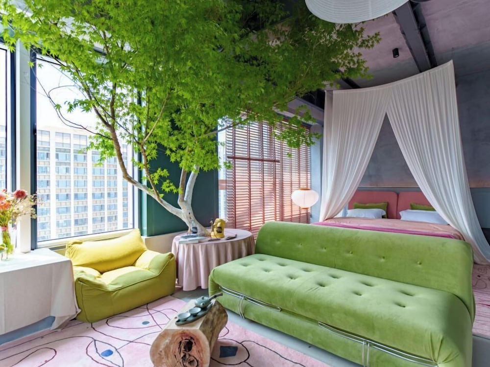 M Panda Tower Boutique Chengdu 58/61