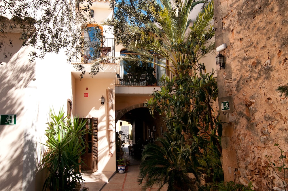 Hotel Segles 72/74