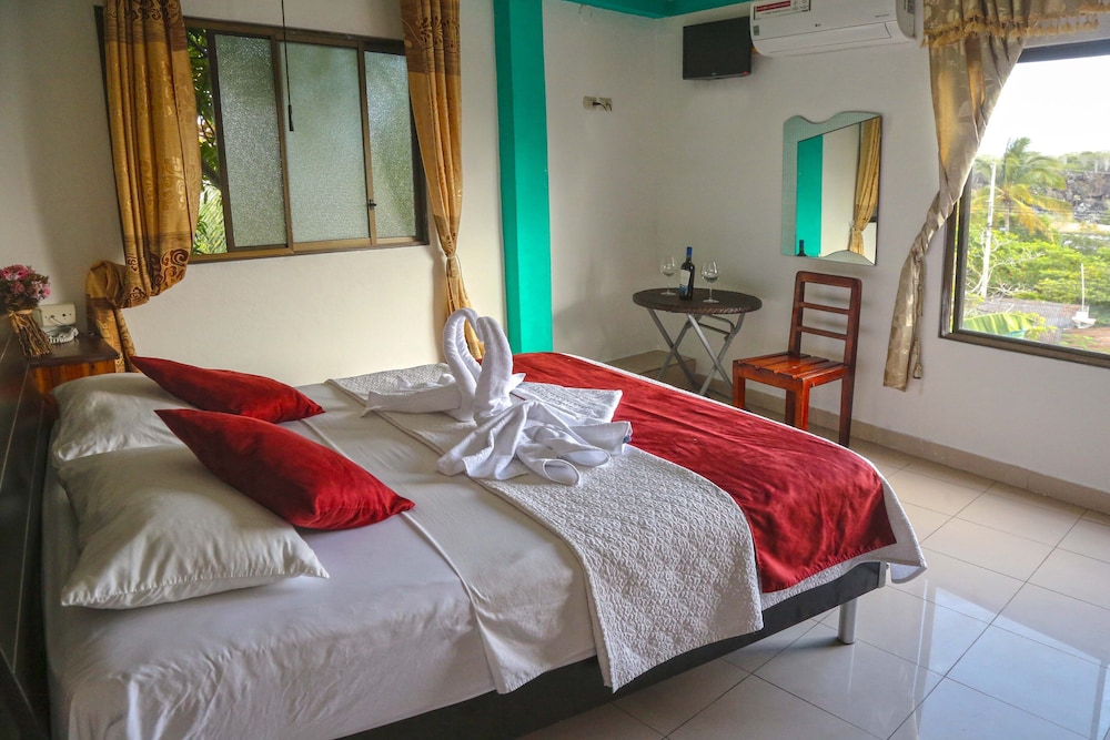 Hostal Sir Francis Drake 23/50