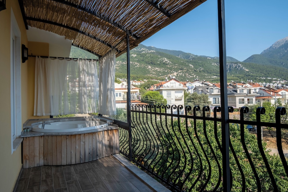 Gunes Hotel & Apartments 23/46