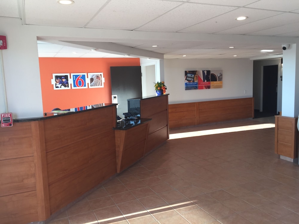 Lobby at Motel6 Petersburg, VA - Fort Lee, PETERSBURG - VA