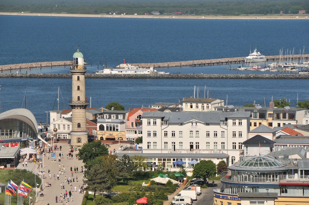 Hotel Am Leuchtturm 25/55