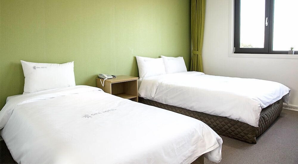 Ra Tourist Hotel 10/22