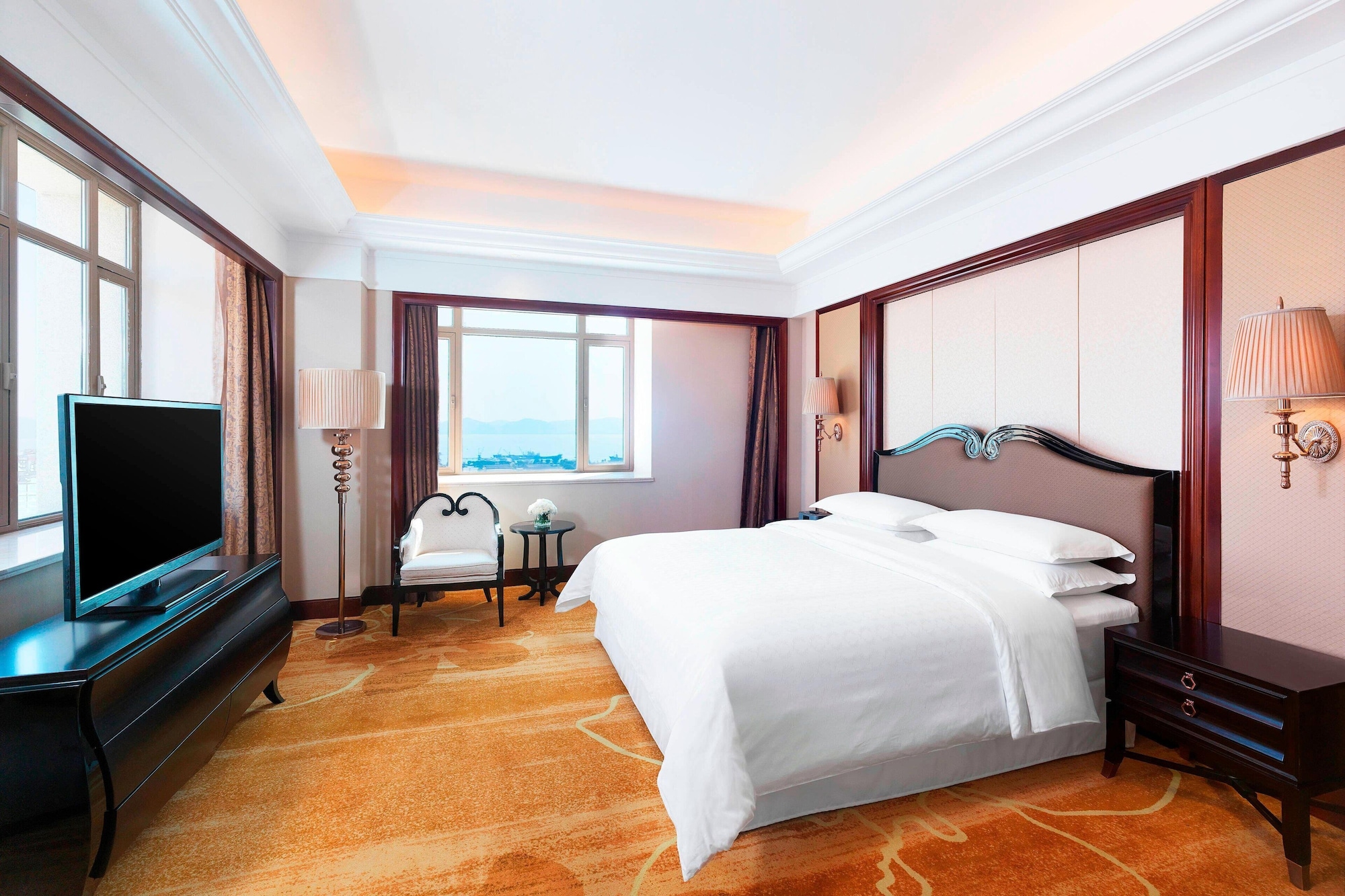 Executive, Suite, King Bed, Lounge Access