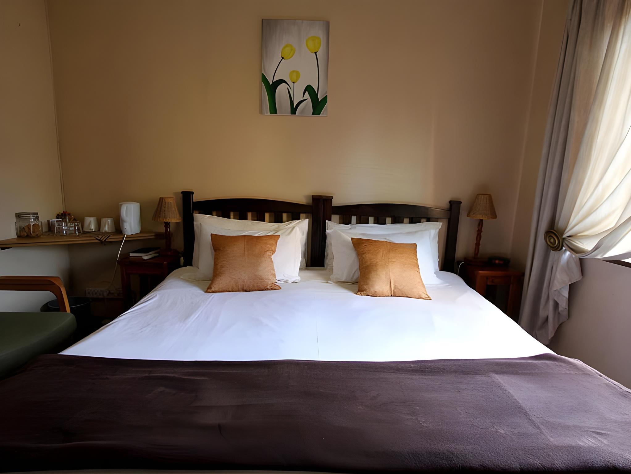 Room, Twin Beds, Private Bathroom