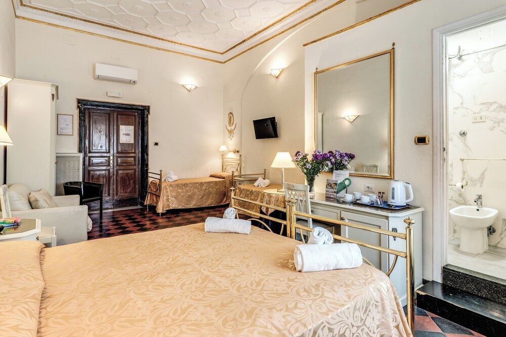 Hotel Labelle 79/91