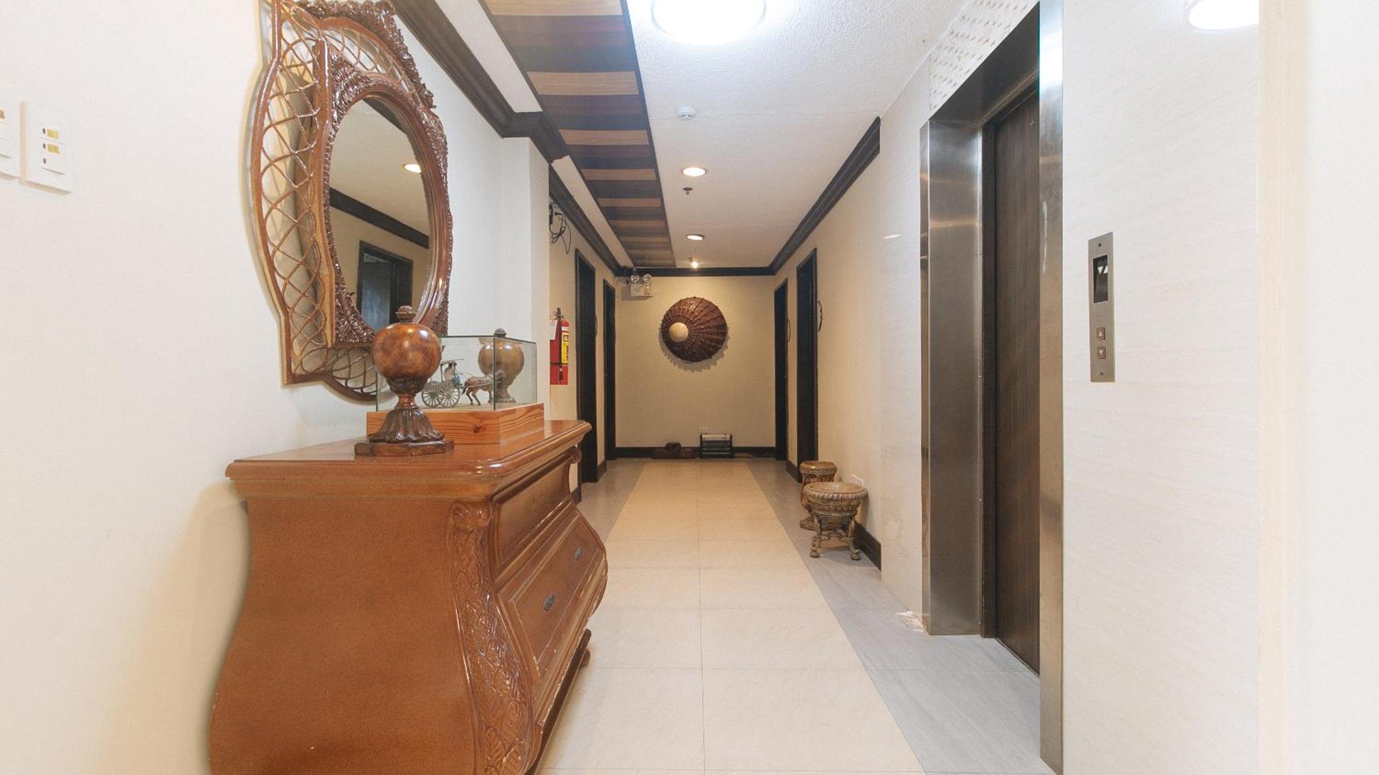 Reddoorz near Landers Superstore Cebu City 34/50